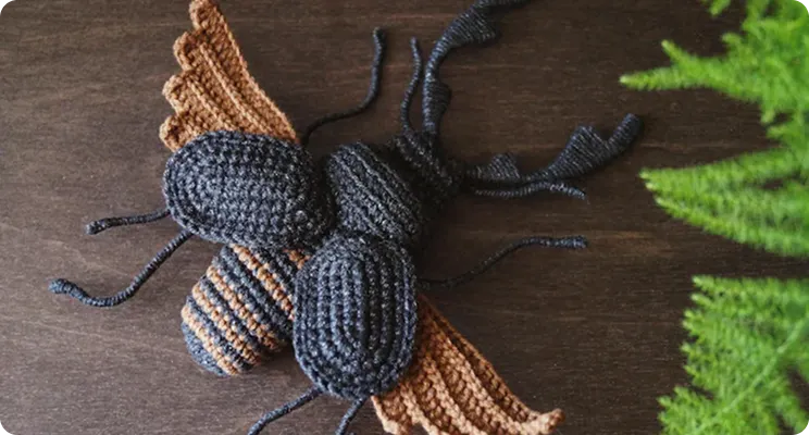 Stag beetle crochet pattern